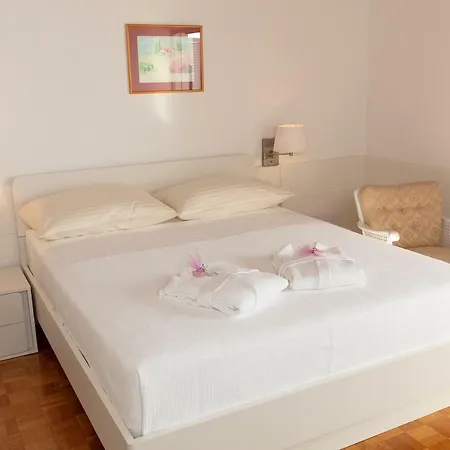 Apartmens Antonio 88 Lägenhet Brela